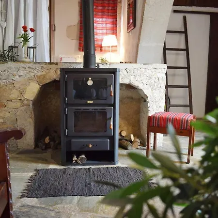 Holiday home Anna's Stone House